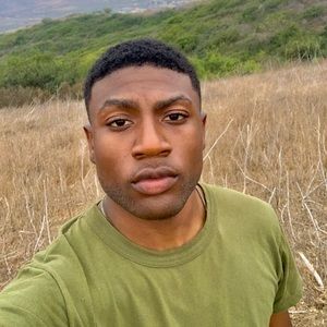 Meet your Posher, Taee